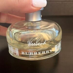 Burberry Weekend 100mL/3.3 fl oz Eu de Parfum in Clear Glass Bottle